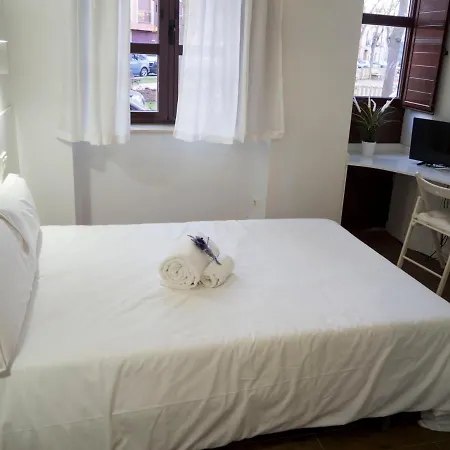 Residencia Estandar Lejlighedshotel